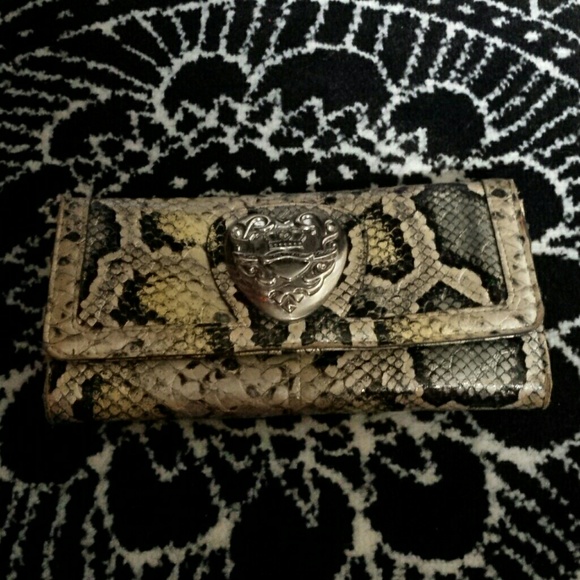 Kathy Van Zeeland wallet