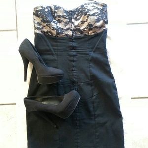 SOLD!! Forever 21 starpless dress worn once size M