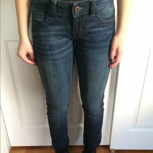 GUESS jeans