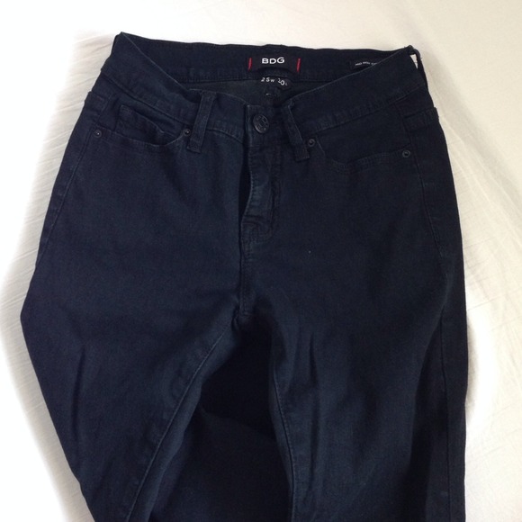 BDG Mid Rise Cigarette Ankle Black 25W 30L - Picture 1 of 4