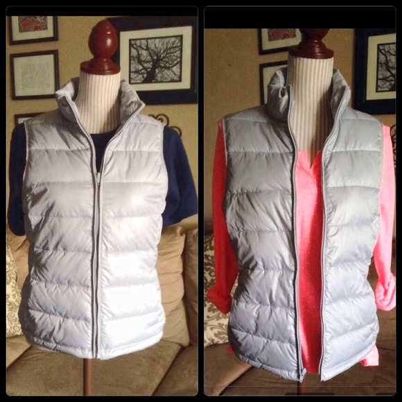 Banana Republic Outerwear - Banana Republic Silver & White Vests