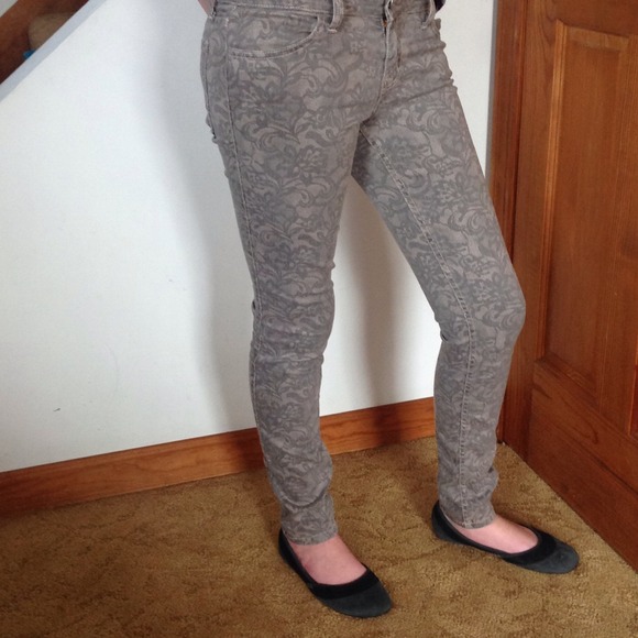 Level 99 Printed Ultra Skinny Jeans