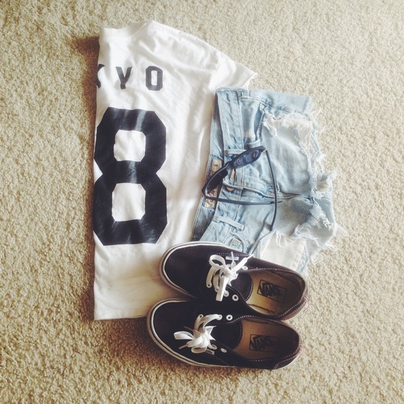🚫 SOLD 🚫 Classic Vans