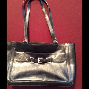 🌸Etienne Aigner black leather purse.