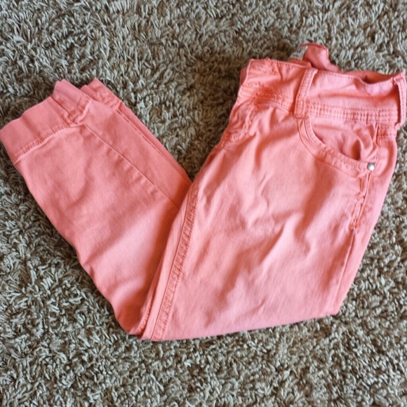 Capris