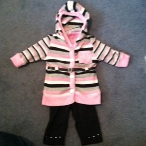 Long sweater with black leggings 0-3 months