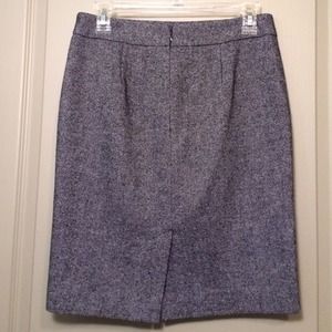 Ann Taylor Skirts - Ann Taylor Black Pencil Skirt, Size 2P Ann Taylor Skirts - Ann Taylor Black Pencil Skirt, Size 2P