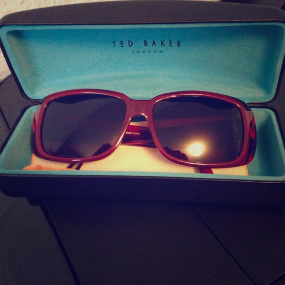 ☀️PRICE REDUCED☀️Ted Baker sunglasses