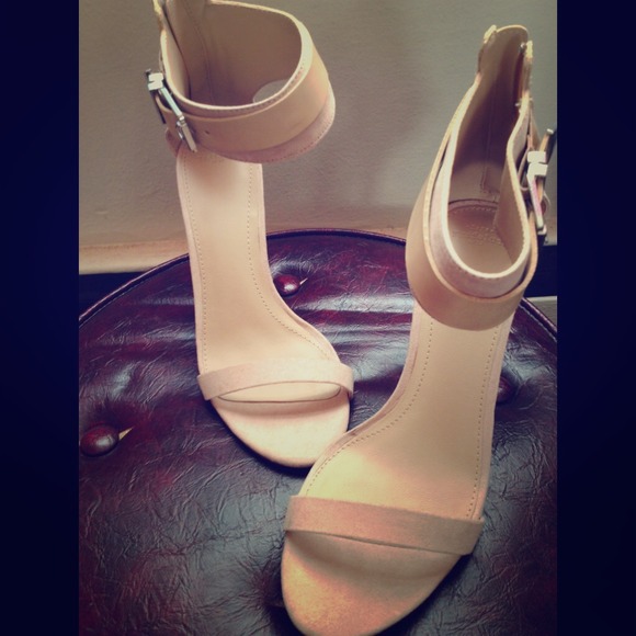 Zara nude strappy sandals