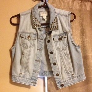 Forever 21 Denim vest