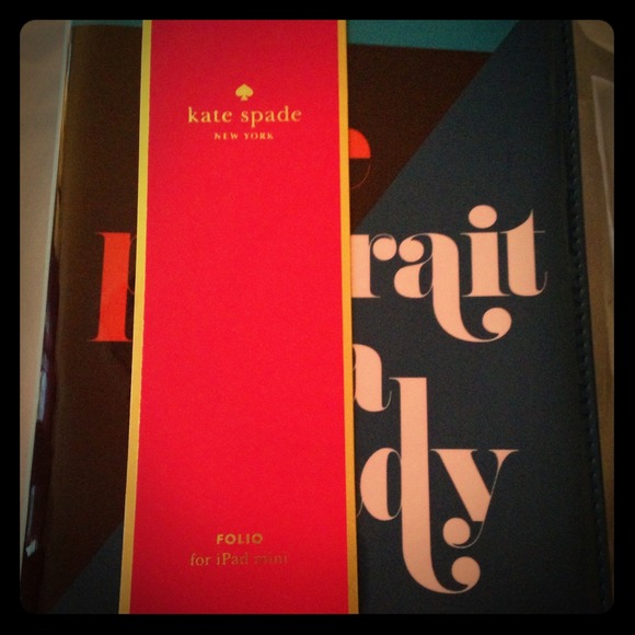 ⛔SOLD⛔Kate Spade portrait of a lady iPad mini