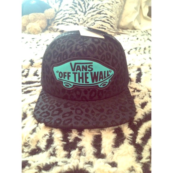 ❌Sold on Vinted❌😁 💚Vans Hat💚 - Picture 1 of 3
