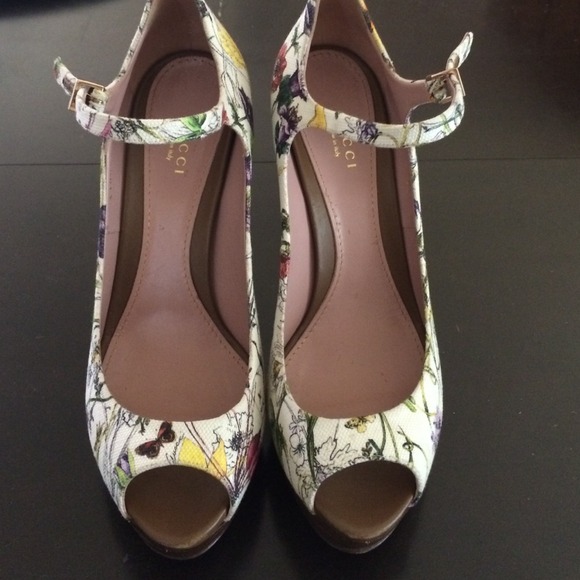 GUCCI flora heels - Picture 1 of 4