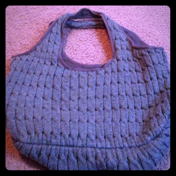 Cute grey knit handbag!!!