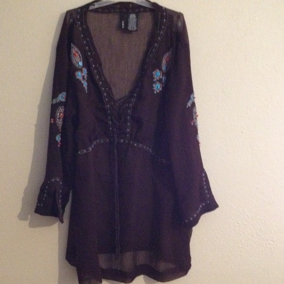 Brown Tunic & Black Dress Bundle