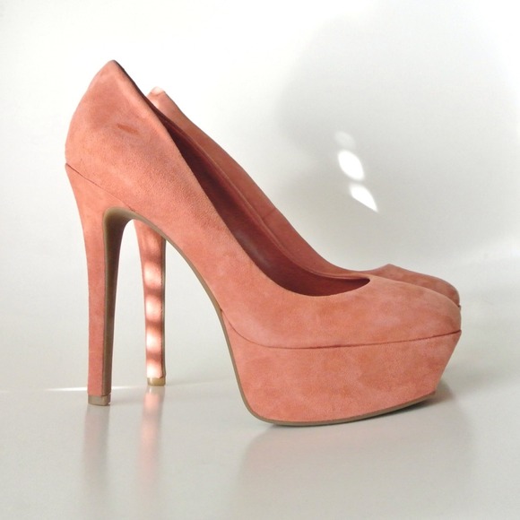 Jessica Simpson Shoes - Jessica Simpson Blush Suede Pumps Jessica Simpson Shoes - Jessica Simpson Blush Suede Pumps