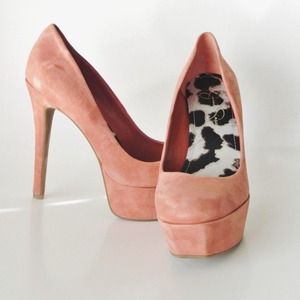 Jessica Simpson Shoes - Jessica Simpson Blush Suede Pumps Jessica Simpson Shoes - Jessica Simpson Blush Suede Pumps
