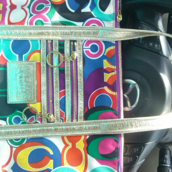 Coach poppy purse for trade