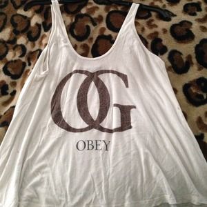Obey tank