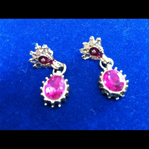Pink ear rings - Picture 1 of 1