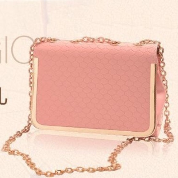 💕Trendy PU Leather Shoulder/Crossbody Bag 💕 - Picture 1 of 4