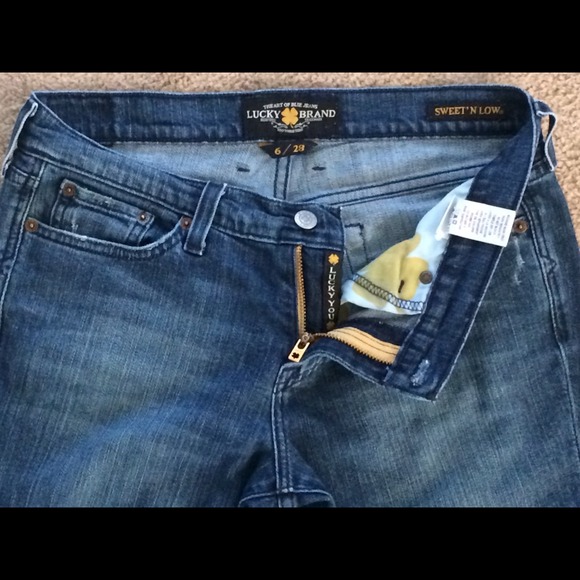 Lucky brand Jeans worn once !!!!