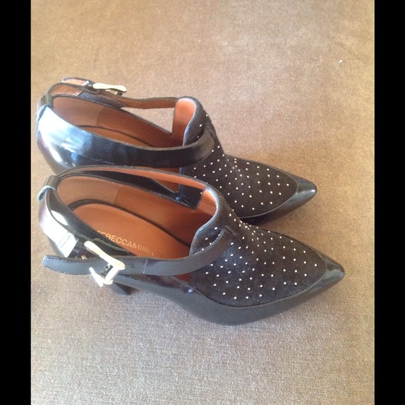 ♠ᖇEᗷEᑕᑕᗩ ᗰIᑎKOᖴᖴ ᕼOTTIEᔕ♠ - Picture 3 of 4