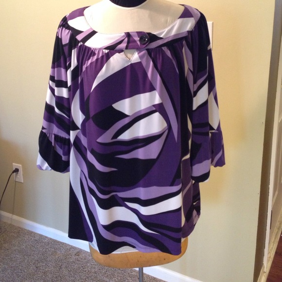 Purple, black & white 3/4 bell sleeve button top