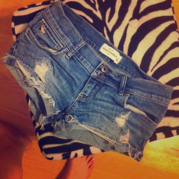 Abercrombie distressed shorts