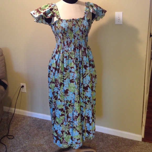Tropical print flutter sleeve ruched dress