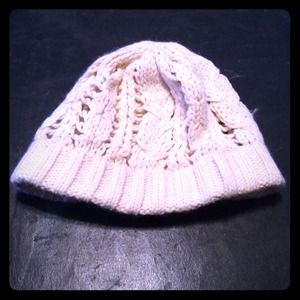 American Eagle Cream Hand Knit Beanie