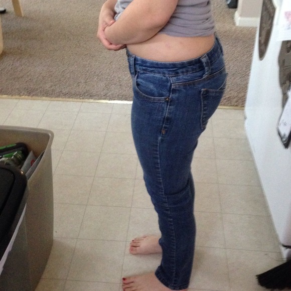 Jeans - Picture 2 of 3