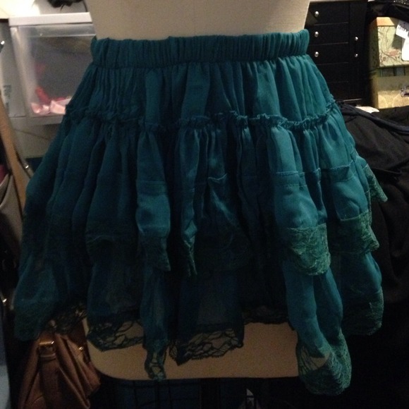 LF Tiered Skirt