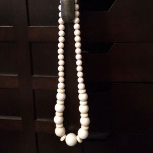 Beaded necklace