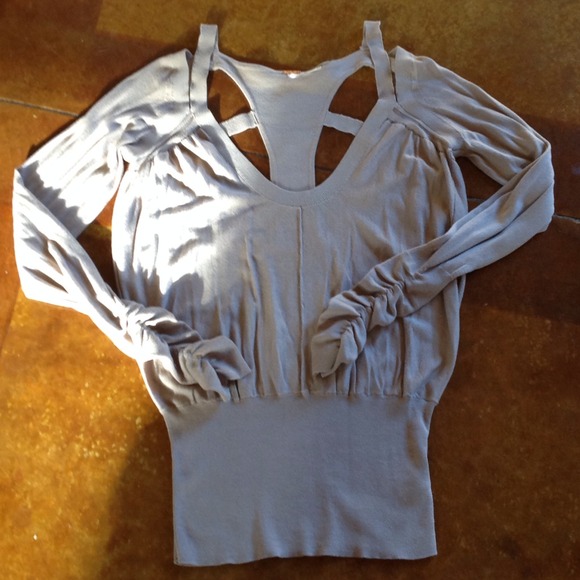 🎀BUNDLE🎀Free people taupe colored sweater