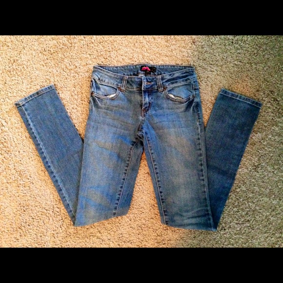 light was skinny jeans