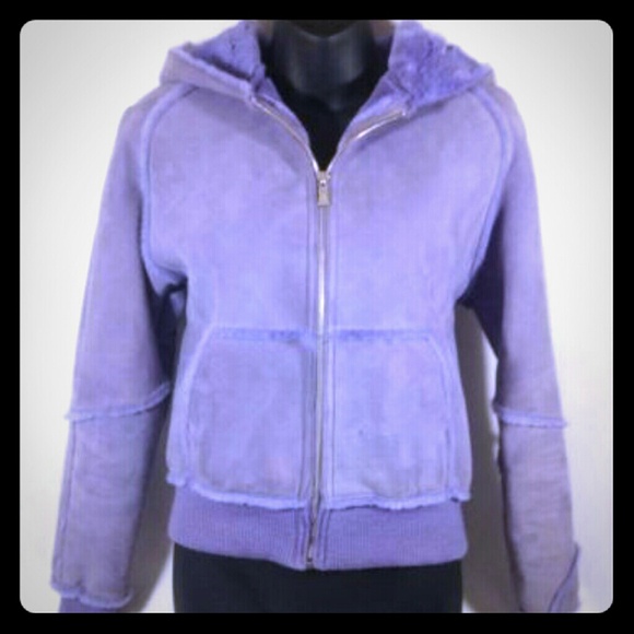 UGG youth jacket( size 7 kids)