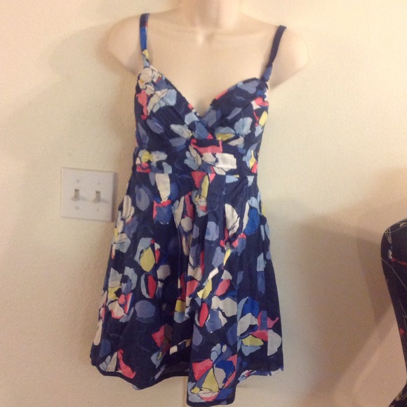 Abercrombie & Fitch Dresses & Skirts - Lovely Abercrombie & Fitch summer dress. Medium