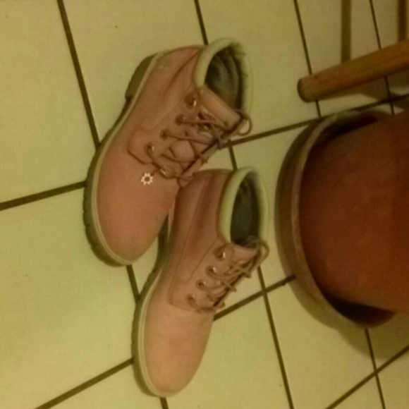 Pink Timberlake  boots
