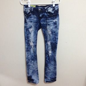Acid wash jeans