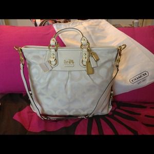 Coach Signature NWT Handbag