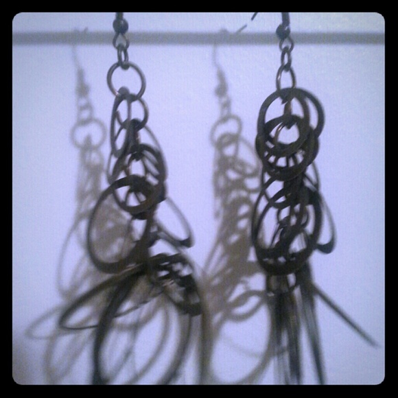 Circle earrings