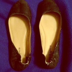 Black flats!