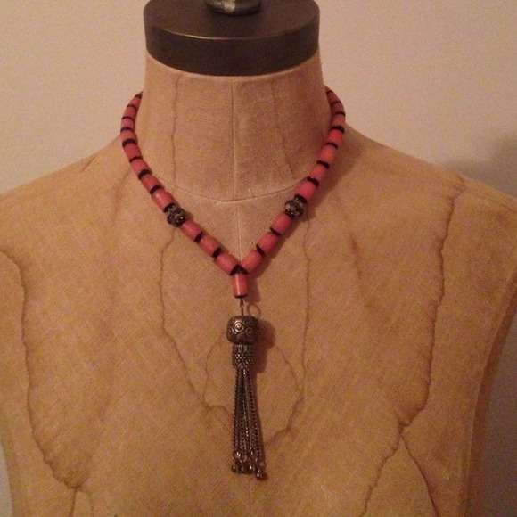 Light pink & brown stone antique tassel necklace