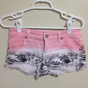 Roxy shorts