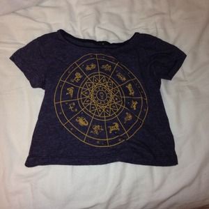 Cropped tee