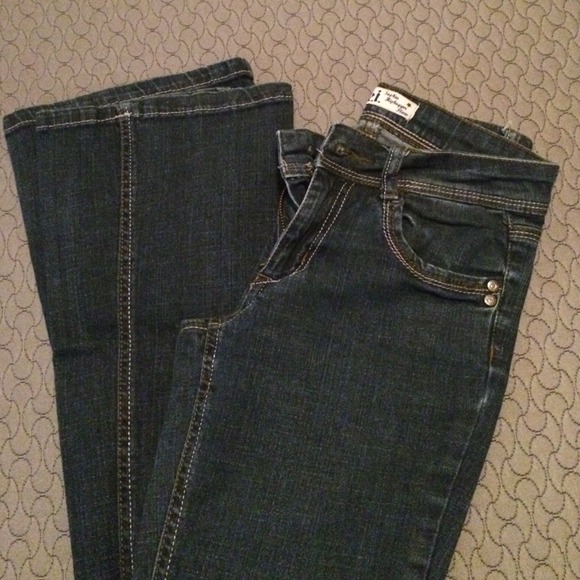 ❌SOLD-fb❌LEI boot cut jeans - Picture 1 of 2