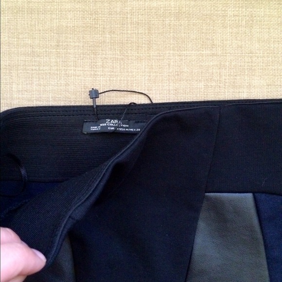 ZARA. New. Dark navy skirt - Picture 4 of 4