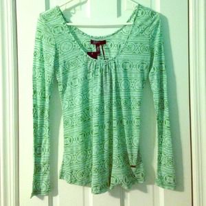 Printed Soft Green Long Sleeve