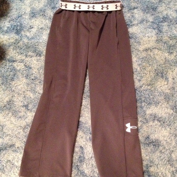 Under Armour Pants - Grey UA semi-fitted sweatpants SIZE: medium